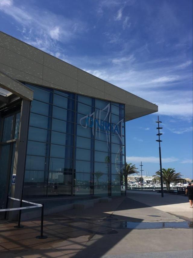 Appartement T2 Au Port De Canet-En-Roussillon - Proche De La Plage Et De L'Aquarium Oniria Exterior foto